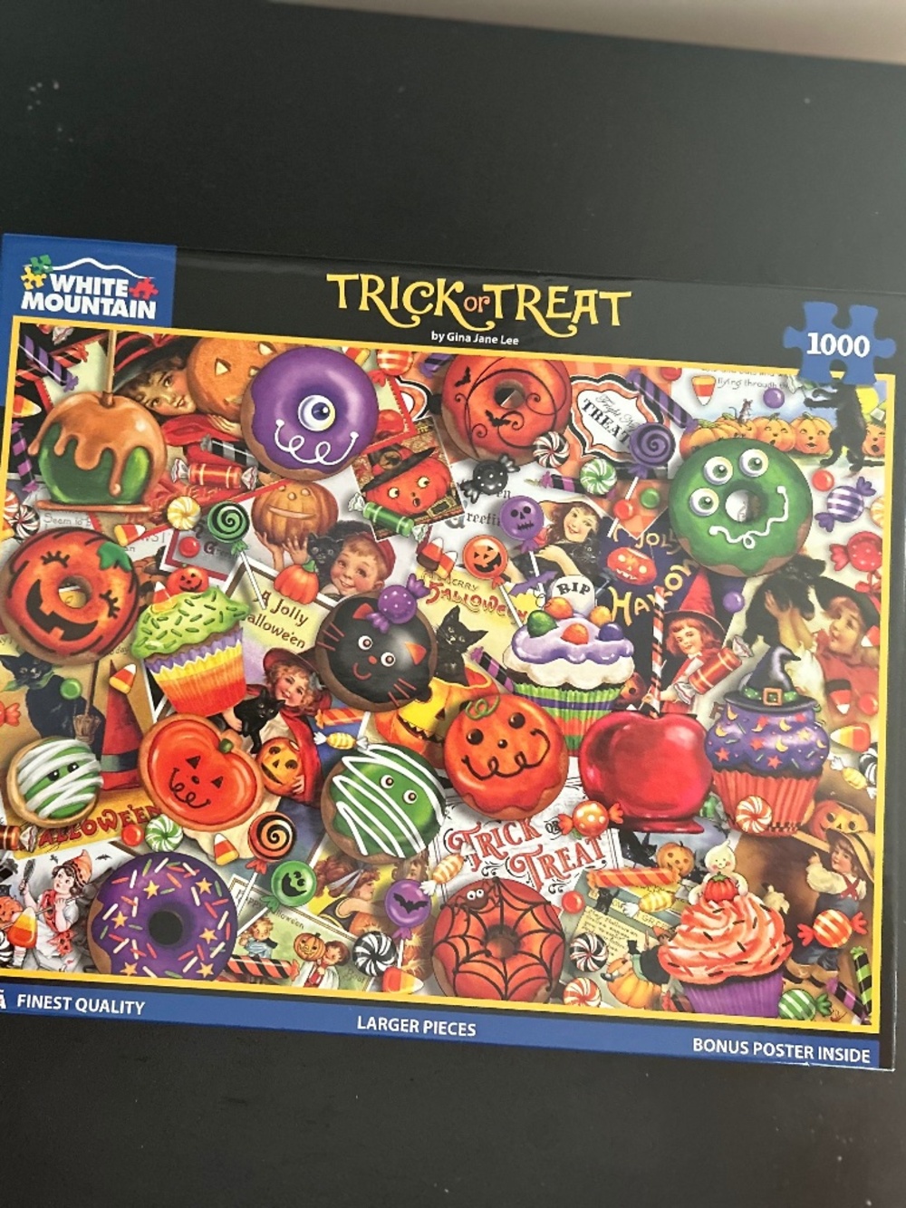 White Mountain Halloween TRICK TREAT Puzzle 1000 Piece